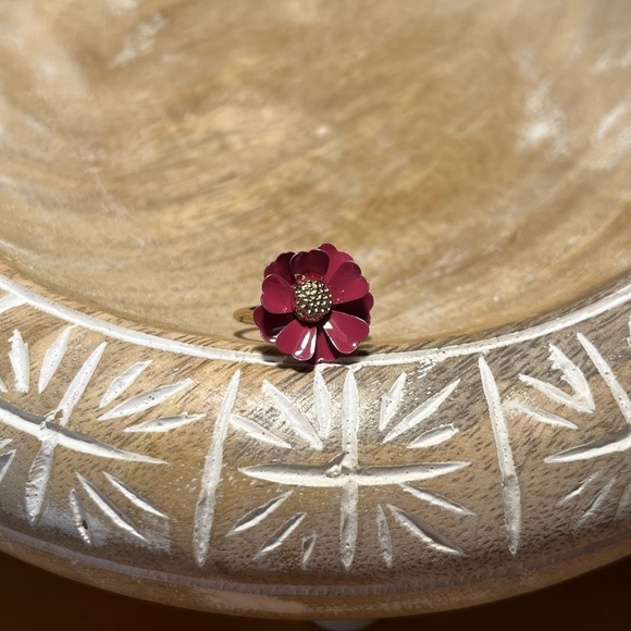 Lauren Conrad Pink Flower Ring - Picture 4 of 10